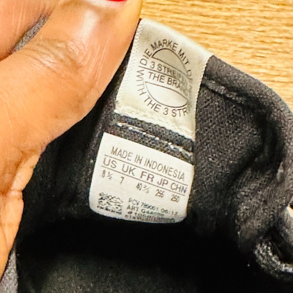 Adidas black and white leather lace up sneakers. - Picture 12 of 14